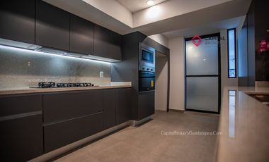 Casa Para oficinas ó notaría en Chapalita una planta, en esquina