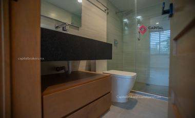 Casa Para oficinas ó notaría en Chapalita una planta, en esquina