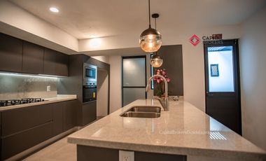 Casa Para oficinas ó notaría en Chapalita una planta, en esquina