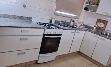 Departamento tres ambientes en venta