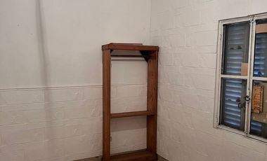 Casa Americana a 2 cuadras de Av Roca