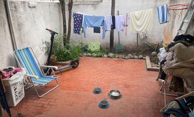 Excelente triplex en centro de San Martin.