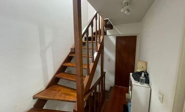 Excelente triplex en centro de San Martin.