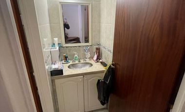 Excelente triplex en centro de San Martin.