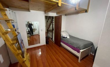 Excelente triplex en centro de San Martin.