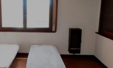 VENDO CASA 7 AMBIENTES