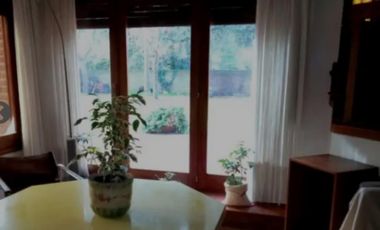 VENDO CASA 7 AMBIENTES