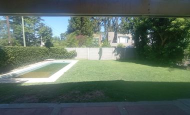 Excelente propiedad 3 ambientes en alquiler,Gobernador Udaondo 4125, &quotRincón de Leloir" (Villa Udaondo) - Ituzaingó