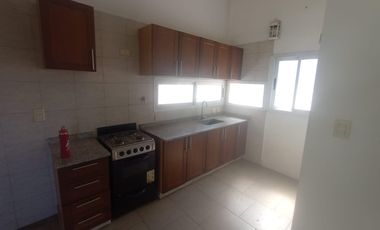 Excelente propiedad 3 ambientes en alquiler,Gobernador Udaondo 4125, &quotRincón de Leloir" (Villa Udaondo) - Ituzaingó