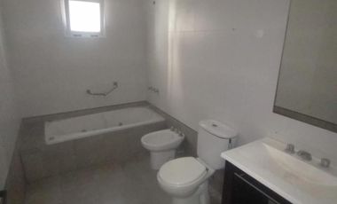 Excelente propiedad 3 ambientes en alquiler,Gobernador Udaondo 4125, &quotRincón de Leloir" (Villa Udaondo) - Ituzaingó