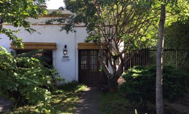 Casa de 3 AMBIENTES en venta