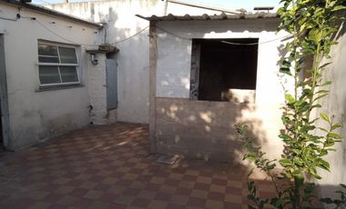 Casa 3 Ambientes EN ALQUILER, Santa Teresa 1200, Morón