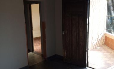 Casa 3 Ambientes EN ALQUILER, Santa Teresa 1200, Morón