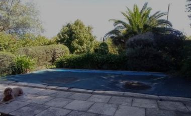 VENDO CASA AMERICANA 3 AMB CON PILETA
