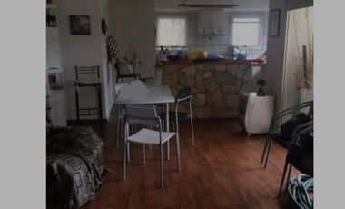 VENDO CASA AMERICANA 3 AMB CON PILETA