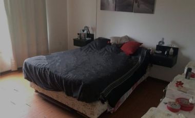 VENDO CASA AMERICANA 3 AMB CON PILETA