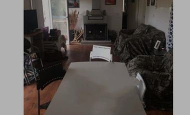 VENDO CASA AMERICANA 3 AMB CON PILETA