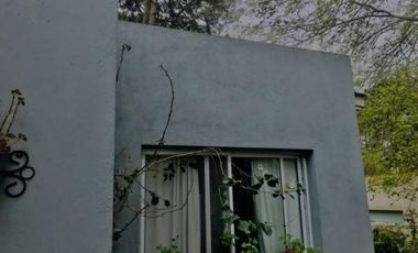 VENDO CASA AMERICANA 3 AMB CON PILETA