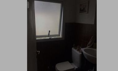 VENDO CASA AMERICANA 3 AMB CON PILETA