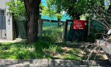 Lote de terreno en zona residencial