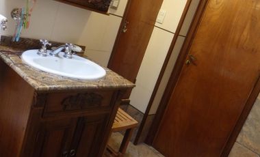 EXCELENTE CHALET 6 AMBIENTES