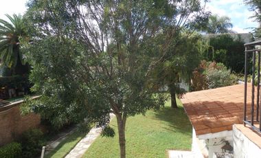 EXCELENTE CHALET 6 AMBIENTES