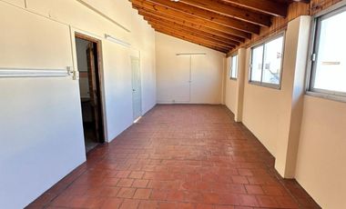 VENTA - CASA CON GALPON o LOCAL COMERCIAL - VILLA MADERO