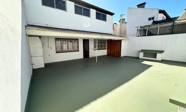 VENTA - CASA CON GALPON o LOCAL COMERCIAL - VILLA MADERO