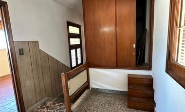 VENTA - CASA CON GALPON o LOCAL COMERCIAL - VILLA MADERO