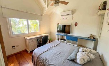 Venta de casa en Echeverria del lago- Canning