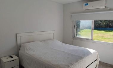 Alquiler de departamento de 2 amb con cochera Canning
