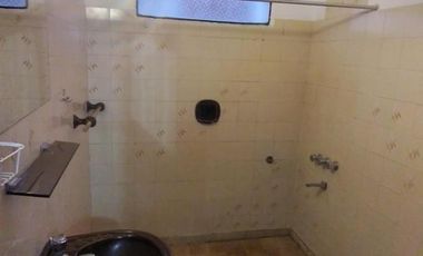 PRECIOSO PH EN VENTA SOBRE AV. LOPEZ Y PLANES - EXCELENTE UBICACIÓN. IMPERDIBLE