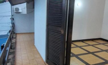 PRECIOSO PH EN VENTA SOBRE AV. LOPEZ Y PLANES - EXCELENTE UBICACIÓN. IMPERDIBLE