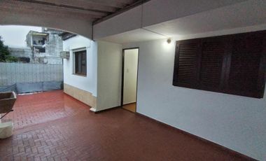 PRECIOSO PH EN VENTA SOBRE AV. LOPEZ Y PLANES - EXCELENTE UBICACIÓN. IMPERDIBLE