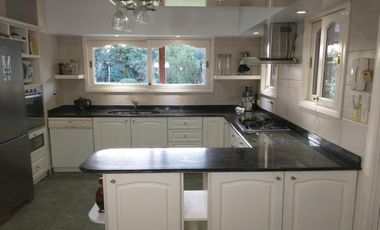 MAJESTUOSA CASA EN VENTA en VILLA ELISA- PROVINCIA DE BUENOS AIRES