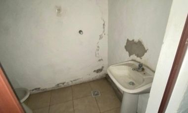 LOCAL COMERCIAL EN ALQUILER - MORON NORTE