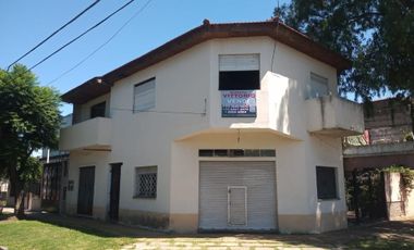 VENTA IDEAL DOS FAMILIAS MORON SUR