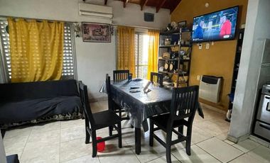 Casa de tres ambientes a la venta en José C Paz, APTO CREDITO
