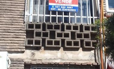 Isola 121 bis (primer piso)