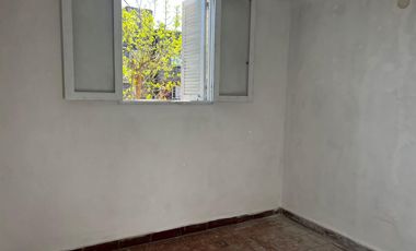 Isola 121 bis (primer piso)