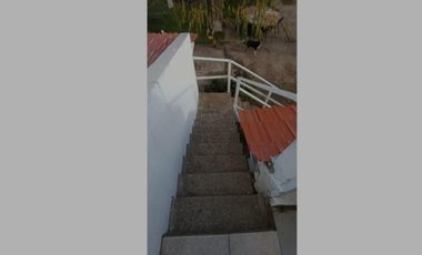 VENDO CASA MULTIPROPIEDAD SOBRE 2 LOTES