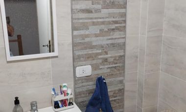 Excelente oportunidad, dos ambientes con cochera a la venta