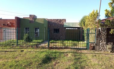 Casa en venta en Chacabuco, Tilisarao - Cochera