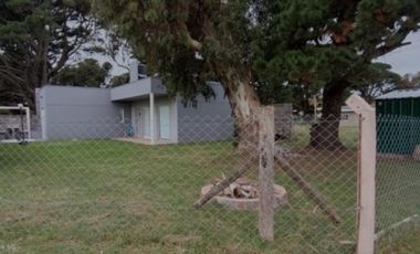 VENDO CASA MINIMALISTA EN ACANTILADOS A ESTRENAR