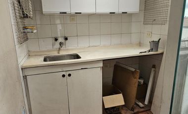 VENTA DE CASA MULTIFAMILIAR, ZONA JOSE L SUAREZ