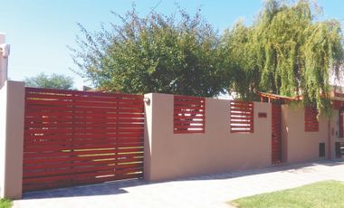 Casa en Venta Excelente estado Zona 3
