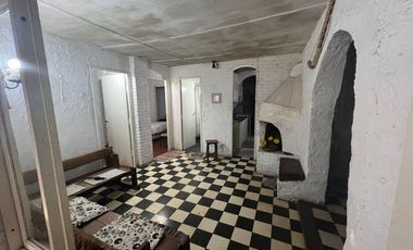 Casa Grande con Dos Lotes