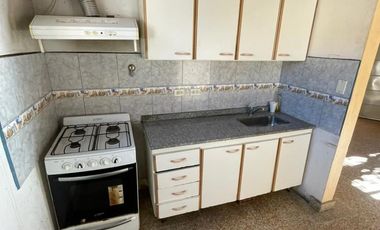 Casa de 3 ambientes en Temperley