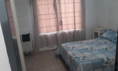 DUPLEX EN VENTA 3 AMBIENTES CON GARAGE Y FONDO LIBRE