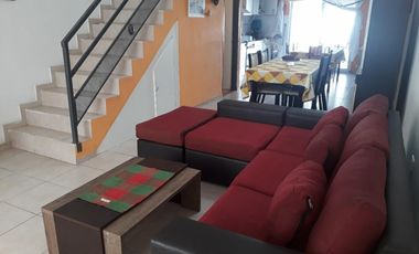 DUPLEX EN VENTA 3 AMBIENTES CON GARAGE Y FONDO LIBRE